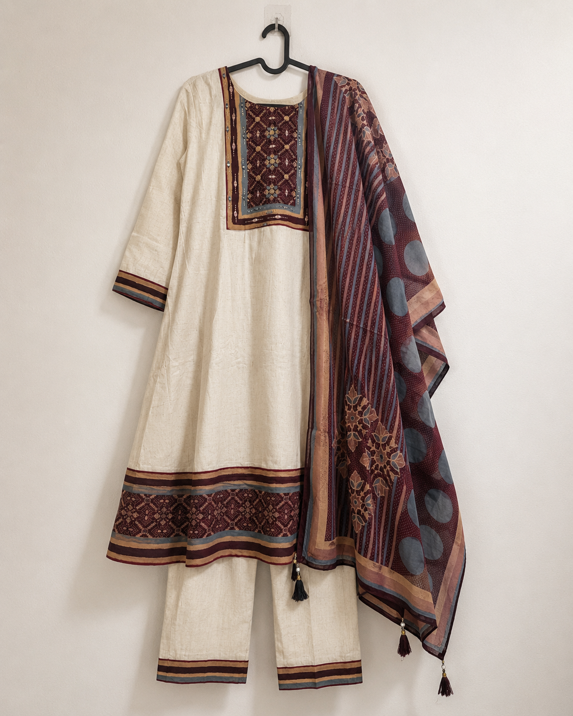 Ivory Heritage Khadi Cotton 3 Piece Set view 2